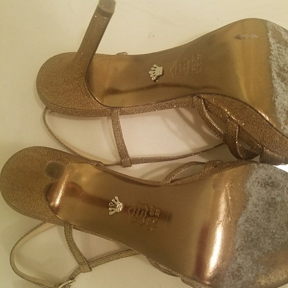 Nina Women's Fenix Bronze Dress Sandal - Picture 3 of 3